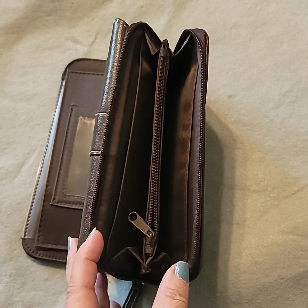 Wallet - Picture 4 of 4